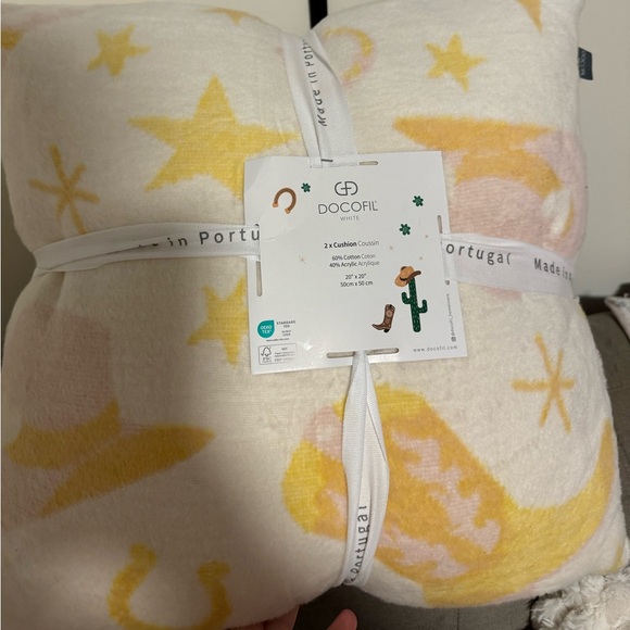 BNWT docofil western cowgirl pillow set - Picture 1 of 2